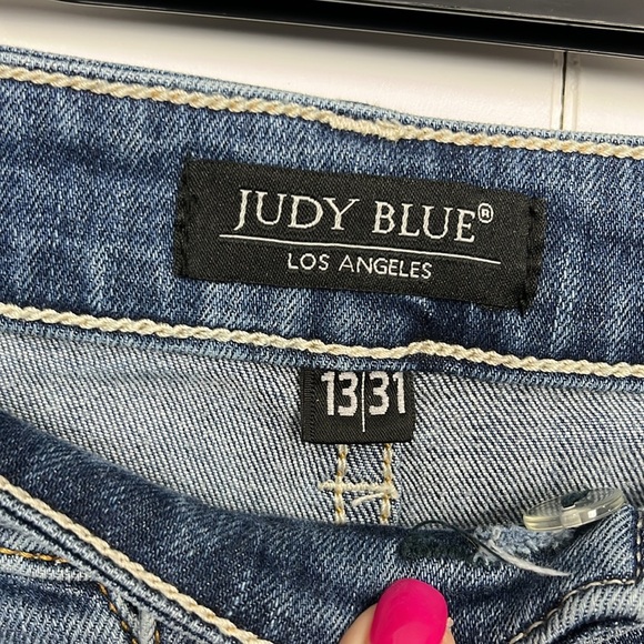 Judy Blue Womens Dad Jeans 13/31 Med Wash Frayed Hem Straight Leg Relaxed Fit - Picture 3 of 15